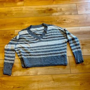AE Sweater in Great Condition